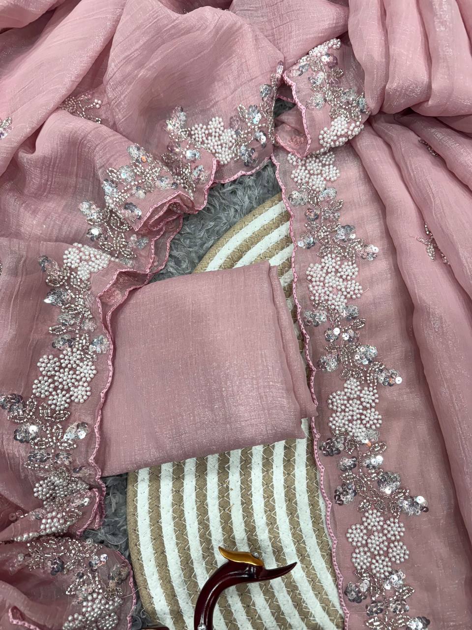 TRENDING DESIGNER PARTY WEAR PIXCEL CRUSH FABRIC HANDWORK SAREE