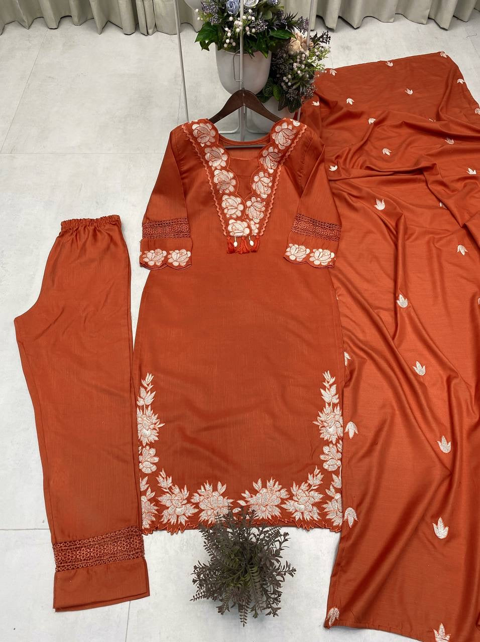DESIGNER REYON SLUB COTTON TOP PANT SET WITH FLOWER WORK