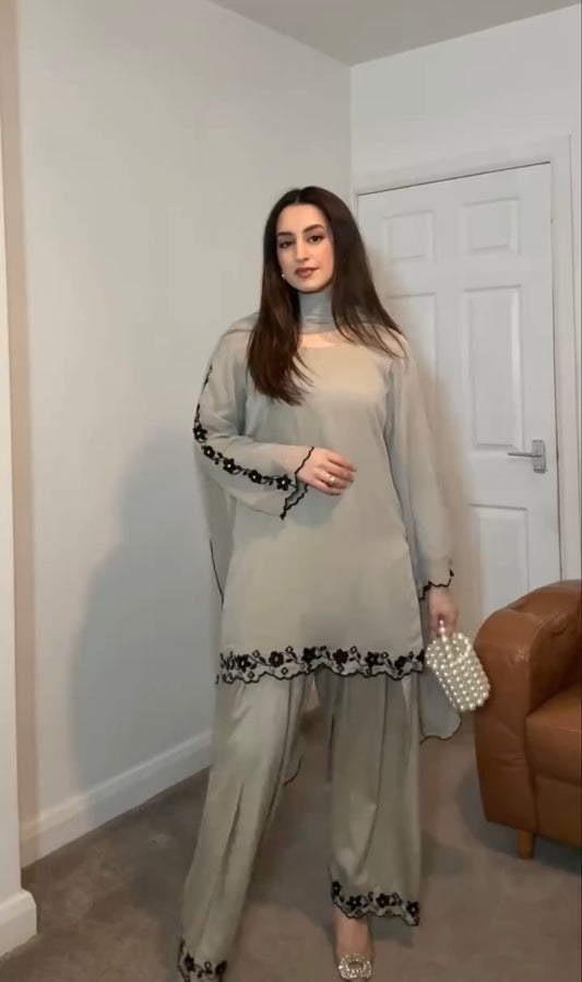 HEAVY FAUX GEORGETTE EMBROIDERY WORK WITH SLEEVS TOP