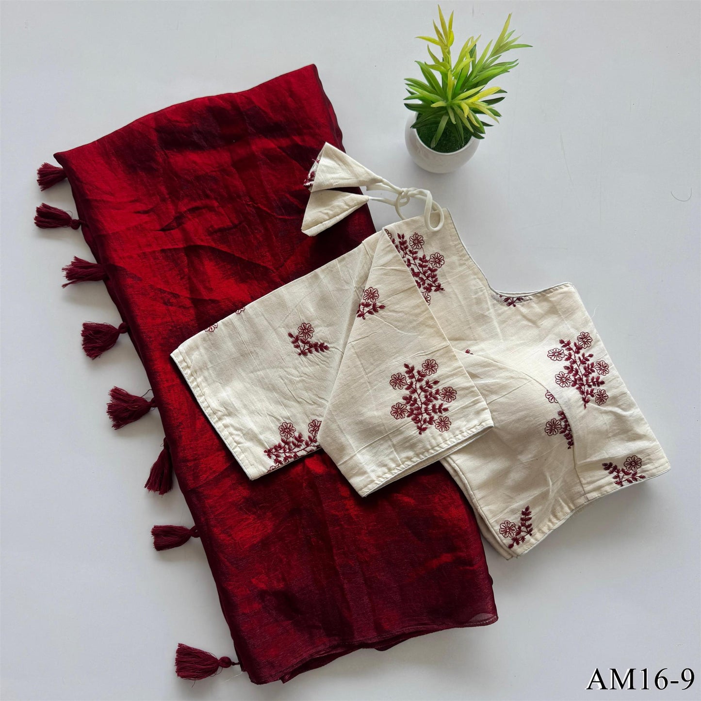 Space Silk With Silky Latkan Khadi Work Saree