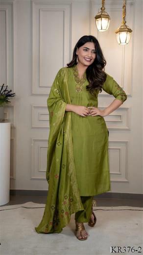 Mahendi Color Premium Roamn Silk Embroidery Work Top Pent