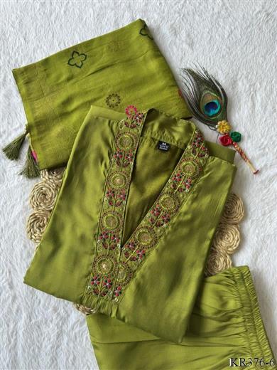 Mahendi Color Premium Roamn Silk Embroidery Work Top Pent
