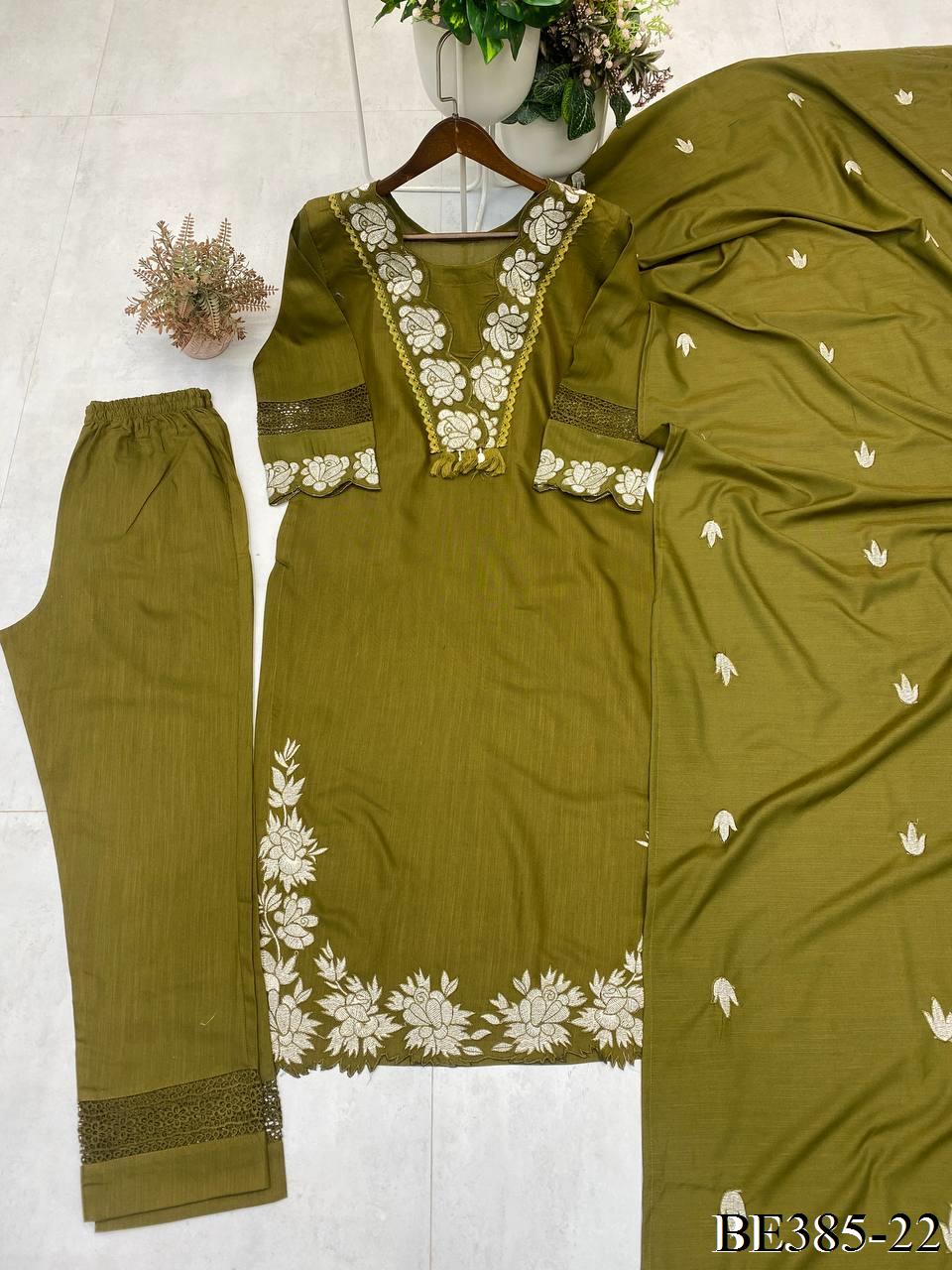 DESIGNER REYON SLUB COTTON TOP PANT SET WITH FLOWER WORK
