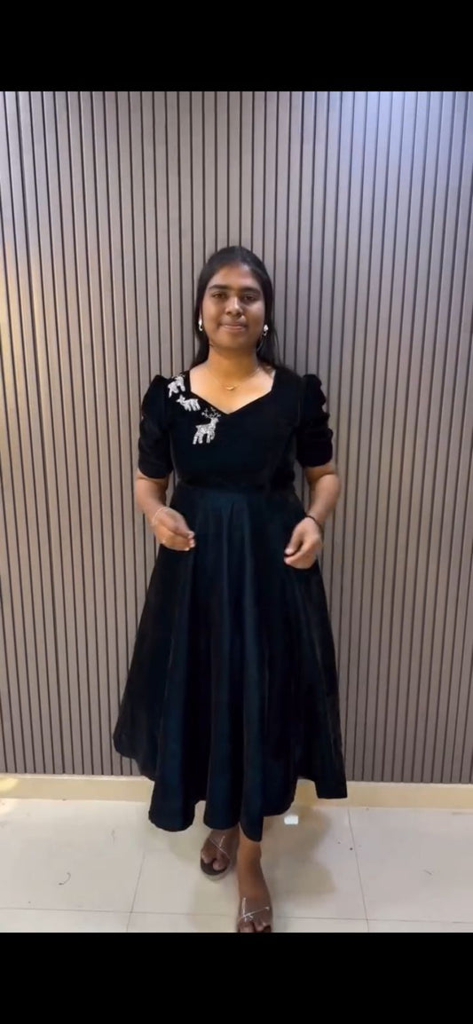 Viscos Velvet With Hand Work Kurti