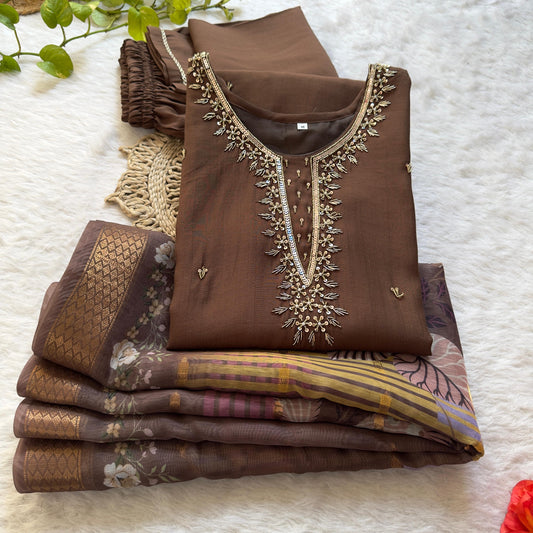 Premium Vatican Soft Sequence Thread Work Top Pent