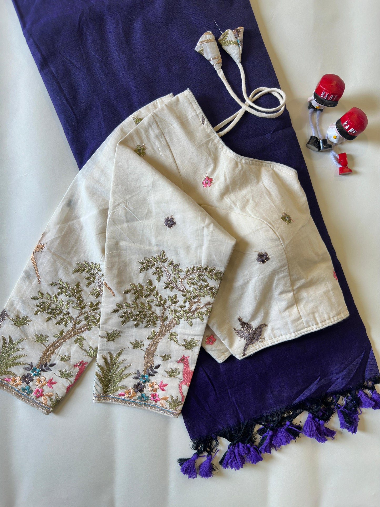 Khadi Cotton Tasselse Border Saree