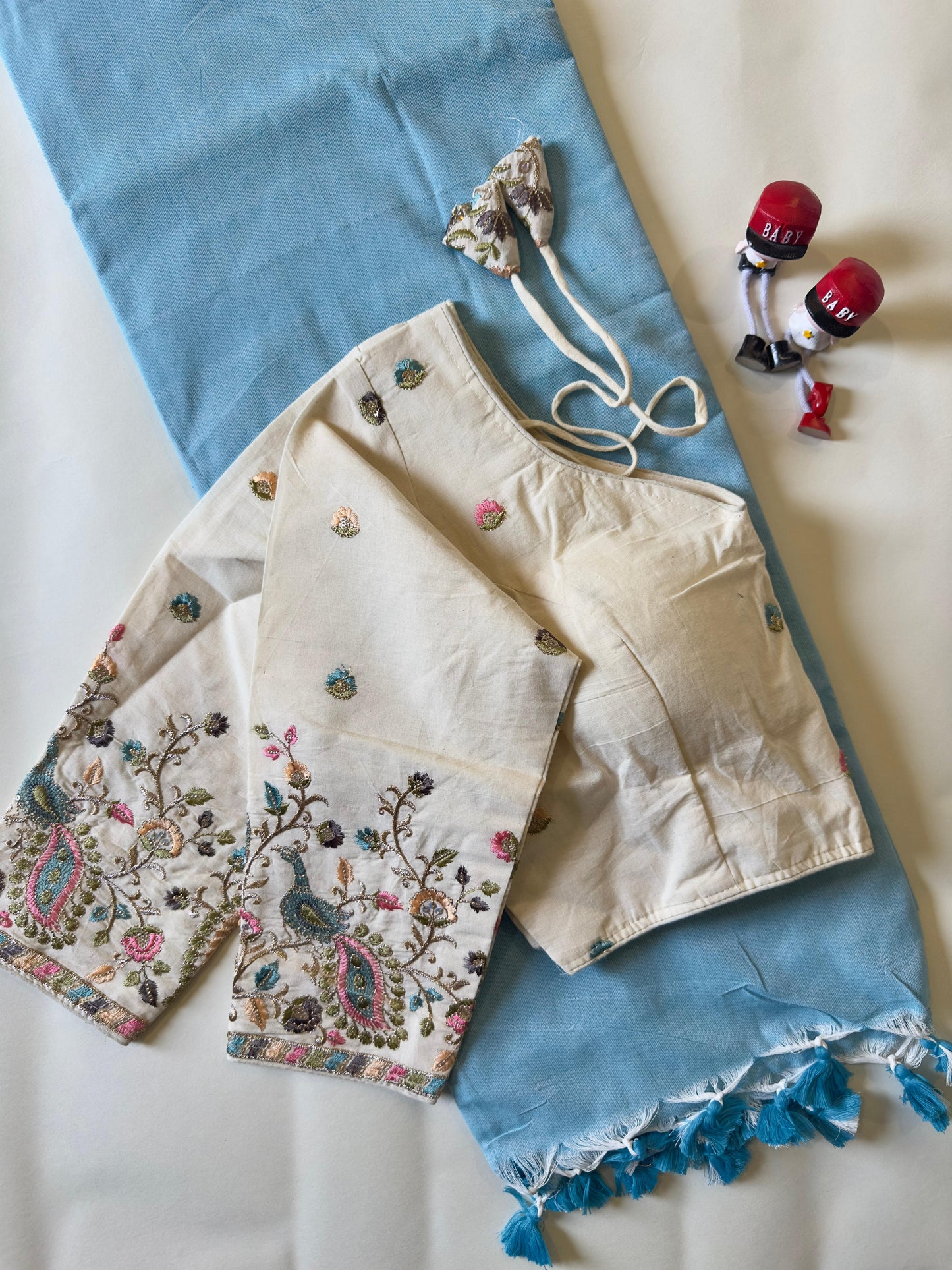 Khadi Cotton Tasselse Border Saree