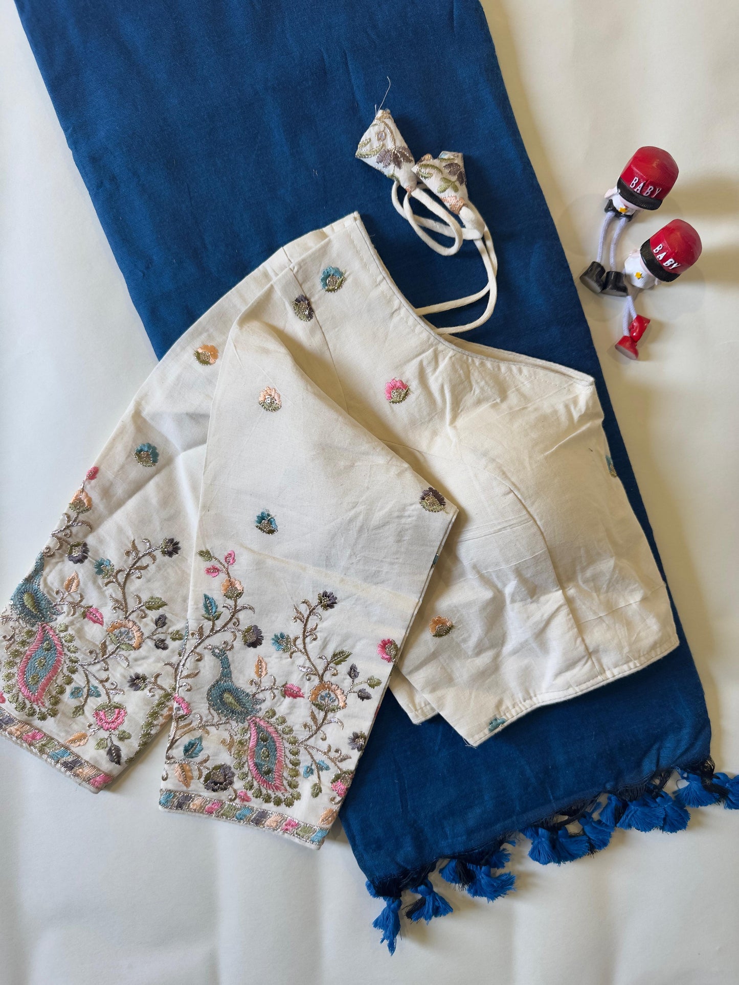 Khadi Cotton Tasselse Border Saree