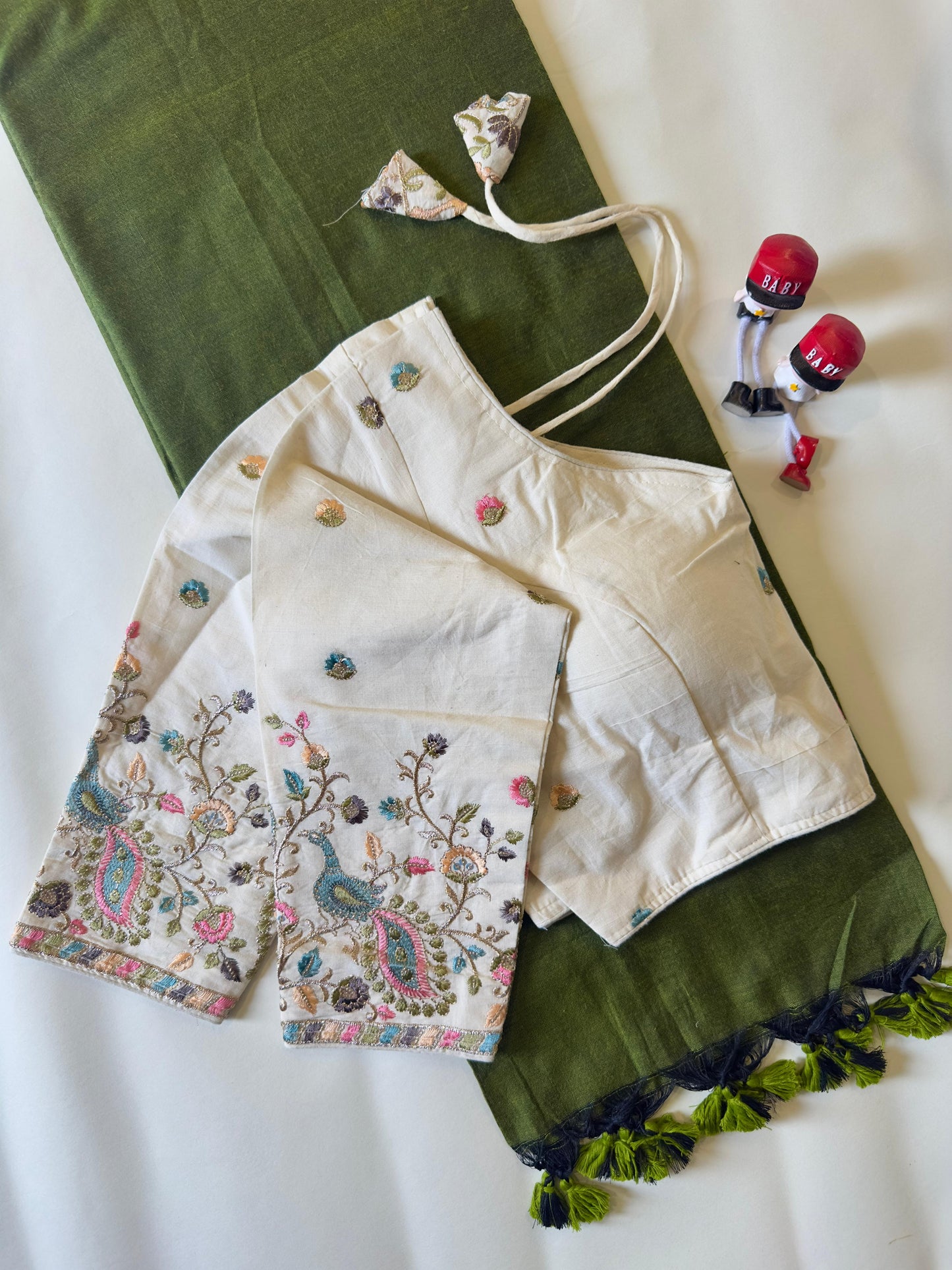 Khadi Cotton Tasselse Border Saree