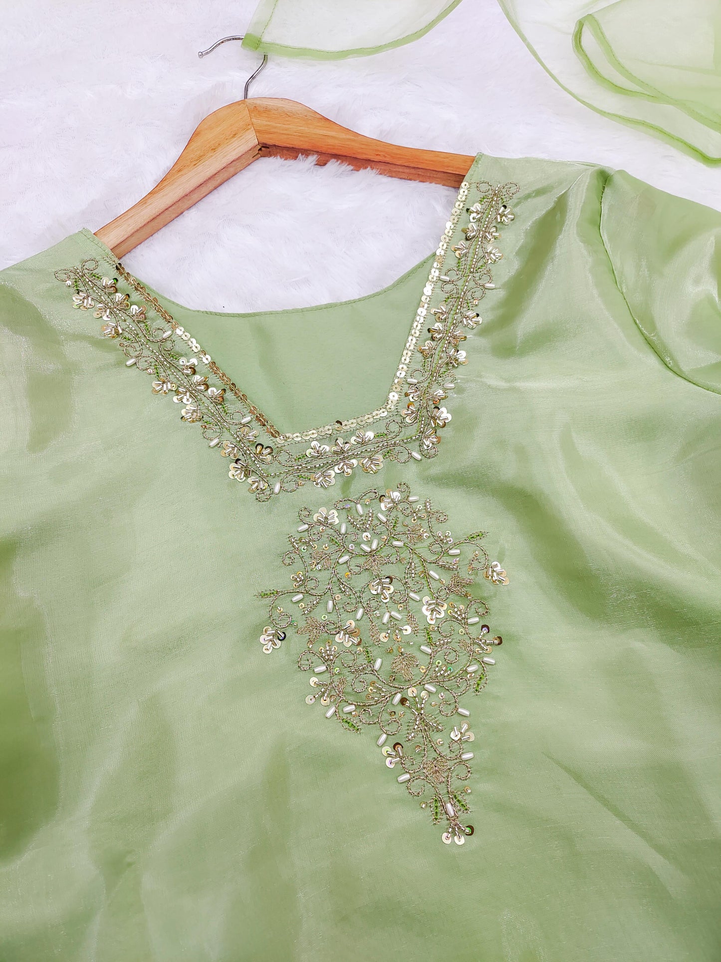 Pure Heavy Jimmy Choo Dana Hand Work Top Plazzo