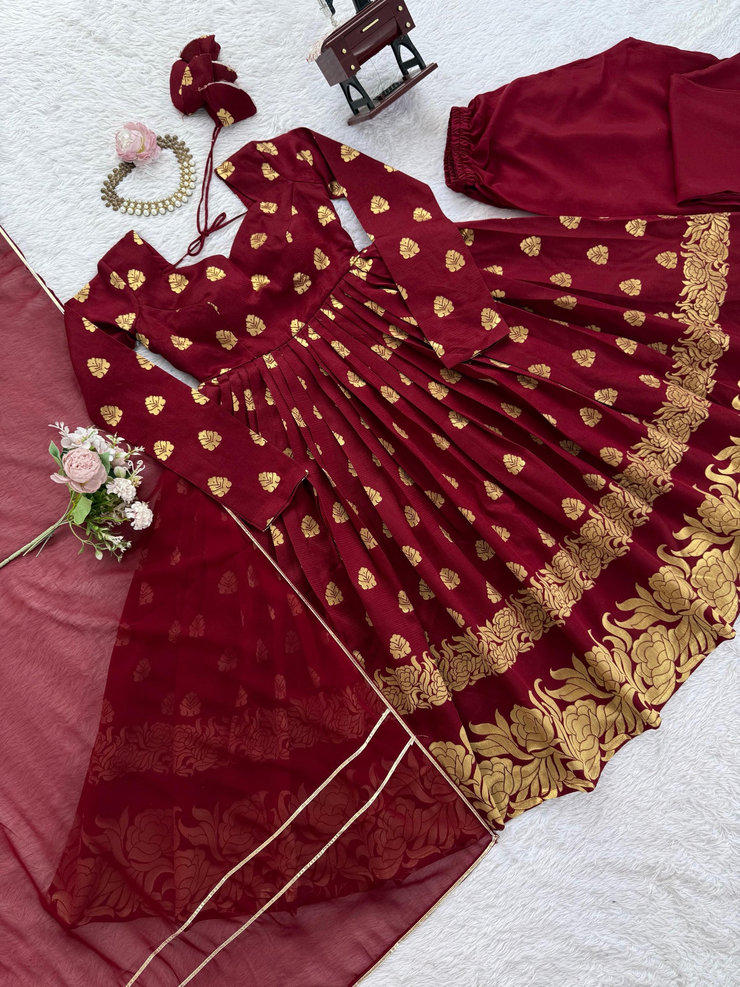 BEST ANARKALI GOWN WITH JAQUARD WEAVING IN MAROON COLOR