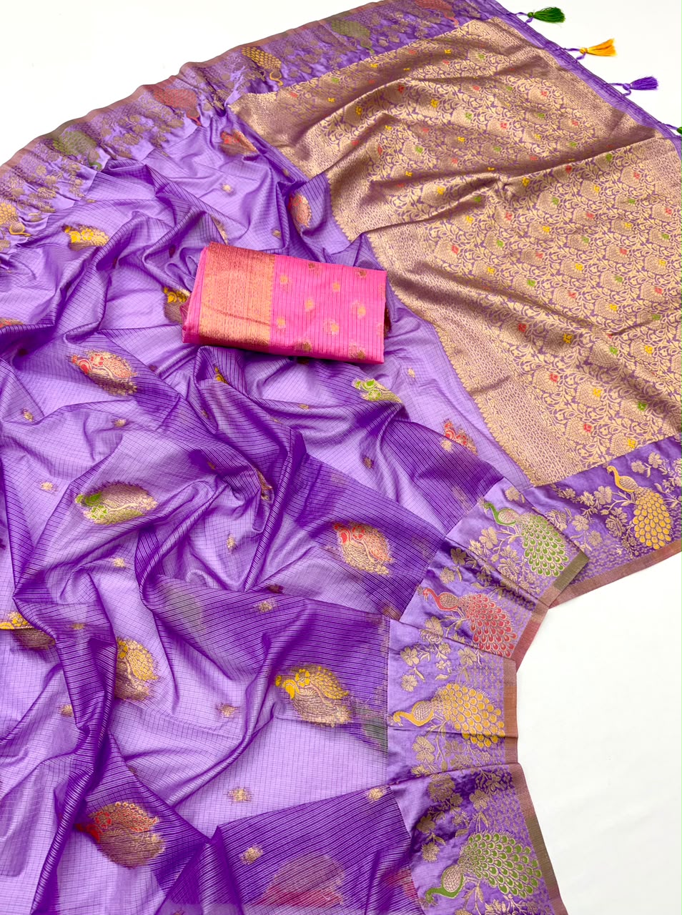 Doriya Chex Jacquard Weaving Satin Border Saree