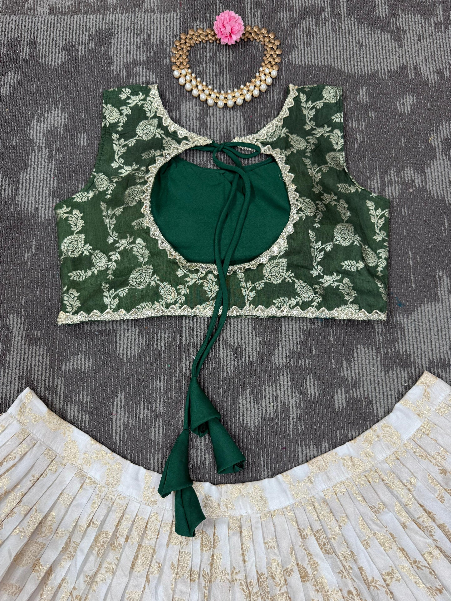 DRESS BAZZAR DESIGNER JACQUARD WEDDING WEAR TRENDY LEHENGA CHOLI