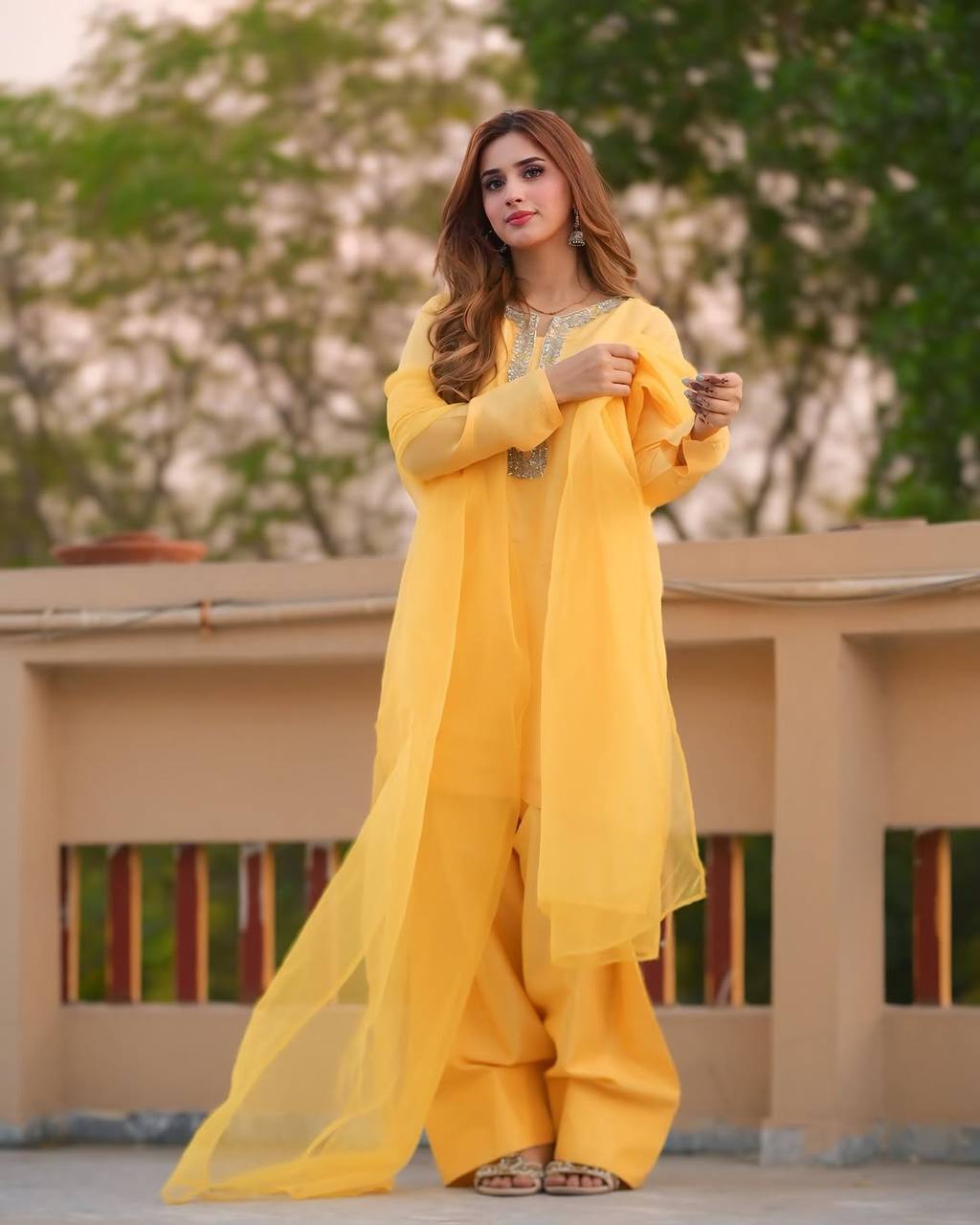 Faux Geeorgette Embroidery And Hand Work With Micro Cotton Top Farshi