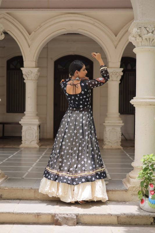 Kora Cotton Navratri Special Plain Work Lehenga