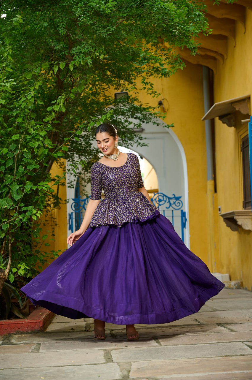 Fendy Fabric With Plain Work Lehenga