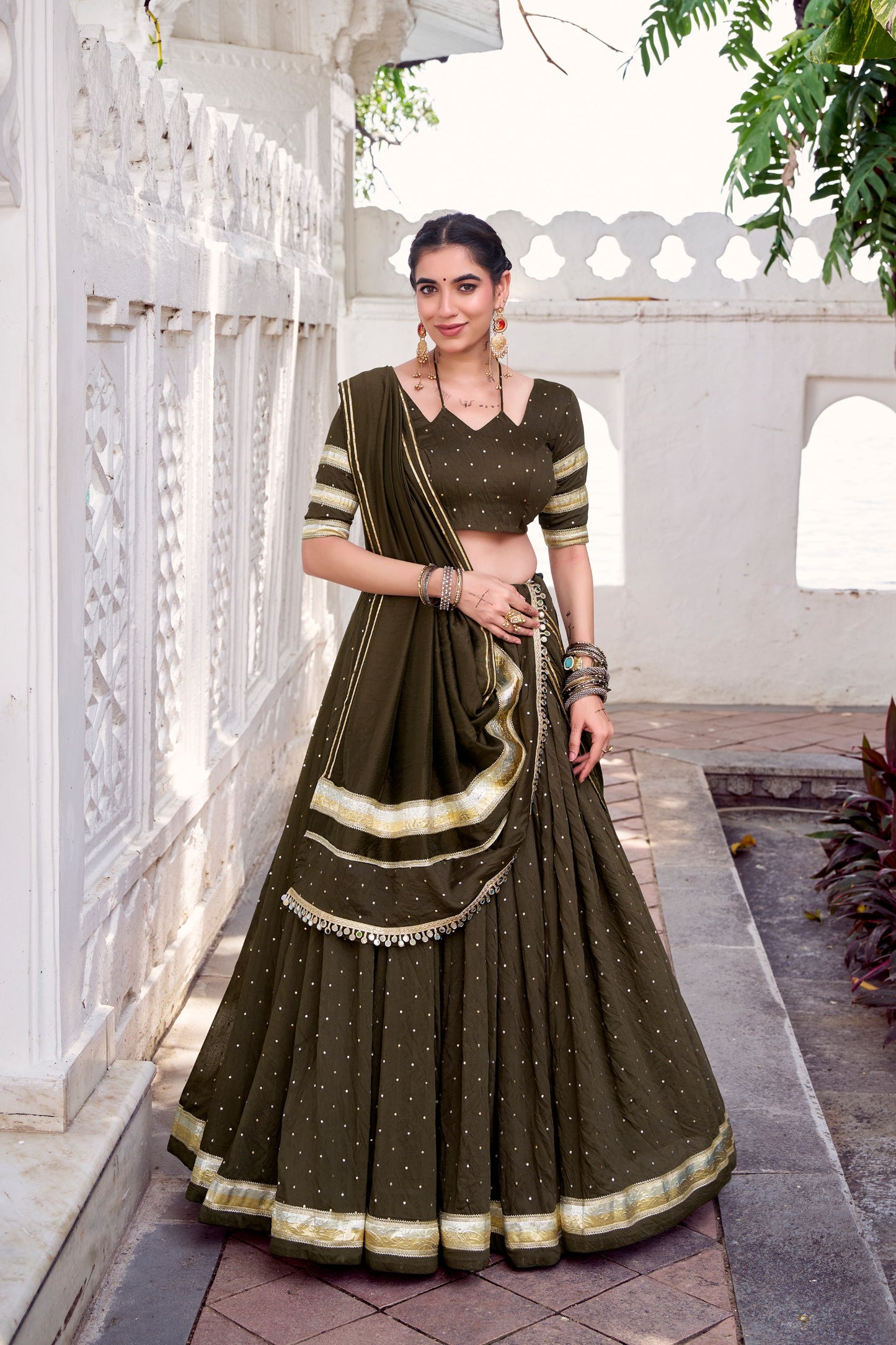ELEGANT TRADITIONAL ETHNIC WEAR FOR WOMEN CHANDERI ZARI WEAVING LEHENGA CHOLI