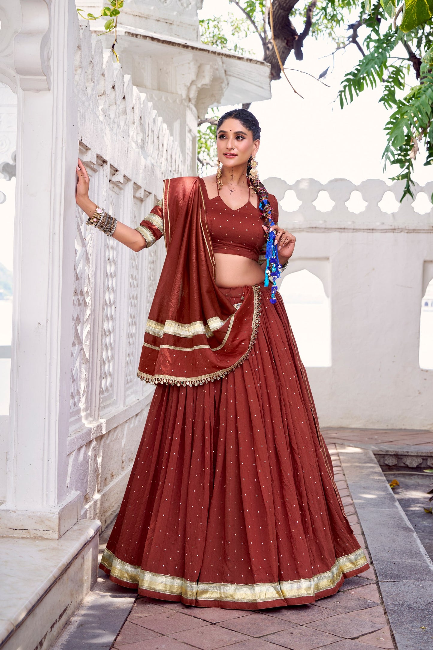 ELEGANT TRADITIONAL ETHNIC WEAR FOR WOMEN CHANDERI ZARI WEAVING LEHENGA CHOLI