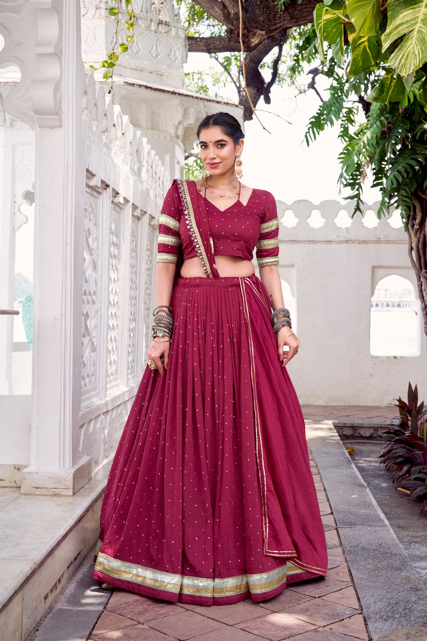 ELEGANT TRADITIONAL ETHNIC WEAR FOR WOMEN CHANDERI ZARI WEAVING LEHENGA CHOLI