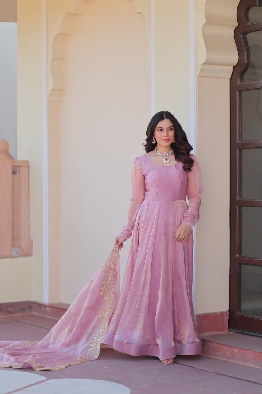 TRENDING VIRAL FANDY CHIFFON SILK GOWN