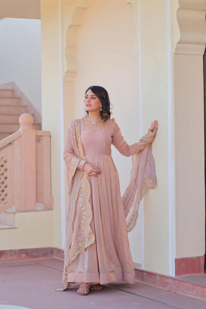 TRENDING VIRAL FANDY CHIFFON SILK GOWN