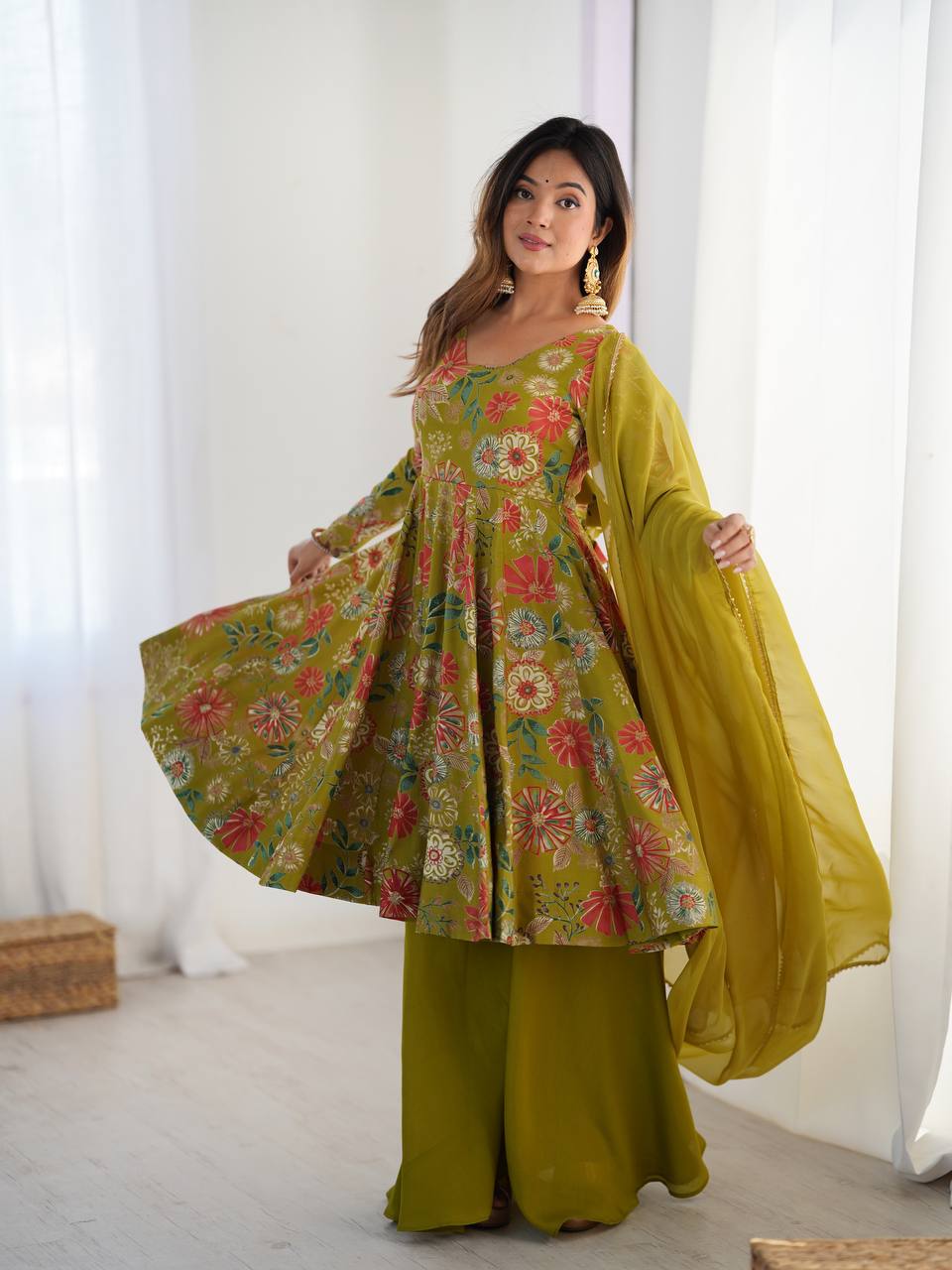 Pure Soft Romaqnsilk Chanderi With Digital Print Work With Padded, Side Zipper KediyaKurti Plazzo