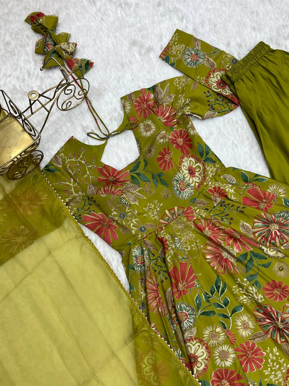 Pure Soft Romaqnsilk Chanderi With Digital Print Work With Padded, Side Zipper KediyaKurti Plazzo