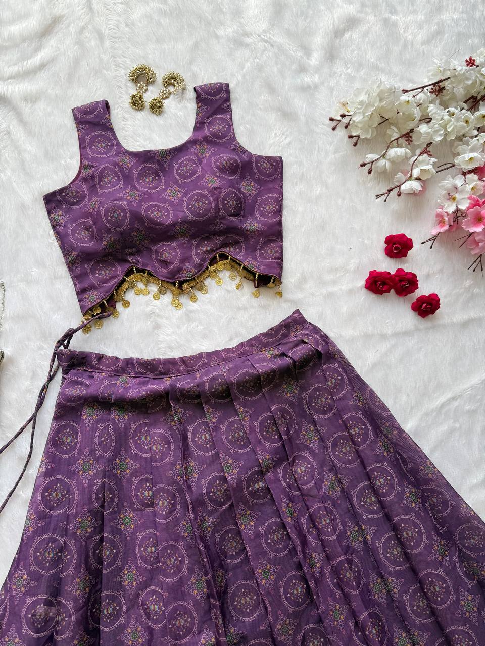 You gonna love elegance with Modern touch ,Here we Presenting Exclusive Designer lehnga Design 🌸