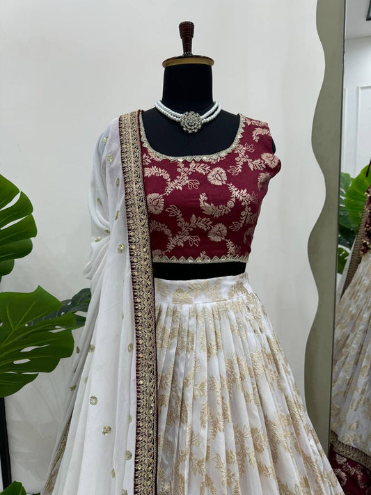 DRESS BAZZAR DESIGNER JACQUARD WEDDING WEAR TRENDY LEHENGA CHOLI