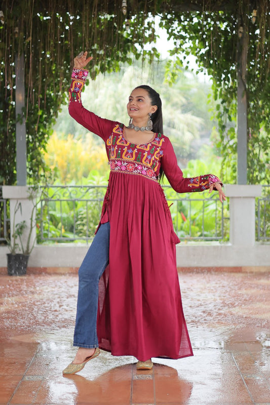 Navaratri Special Faux Georgette Leheriya Print Work Kurti