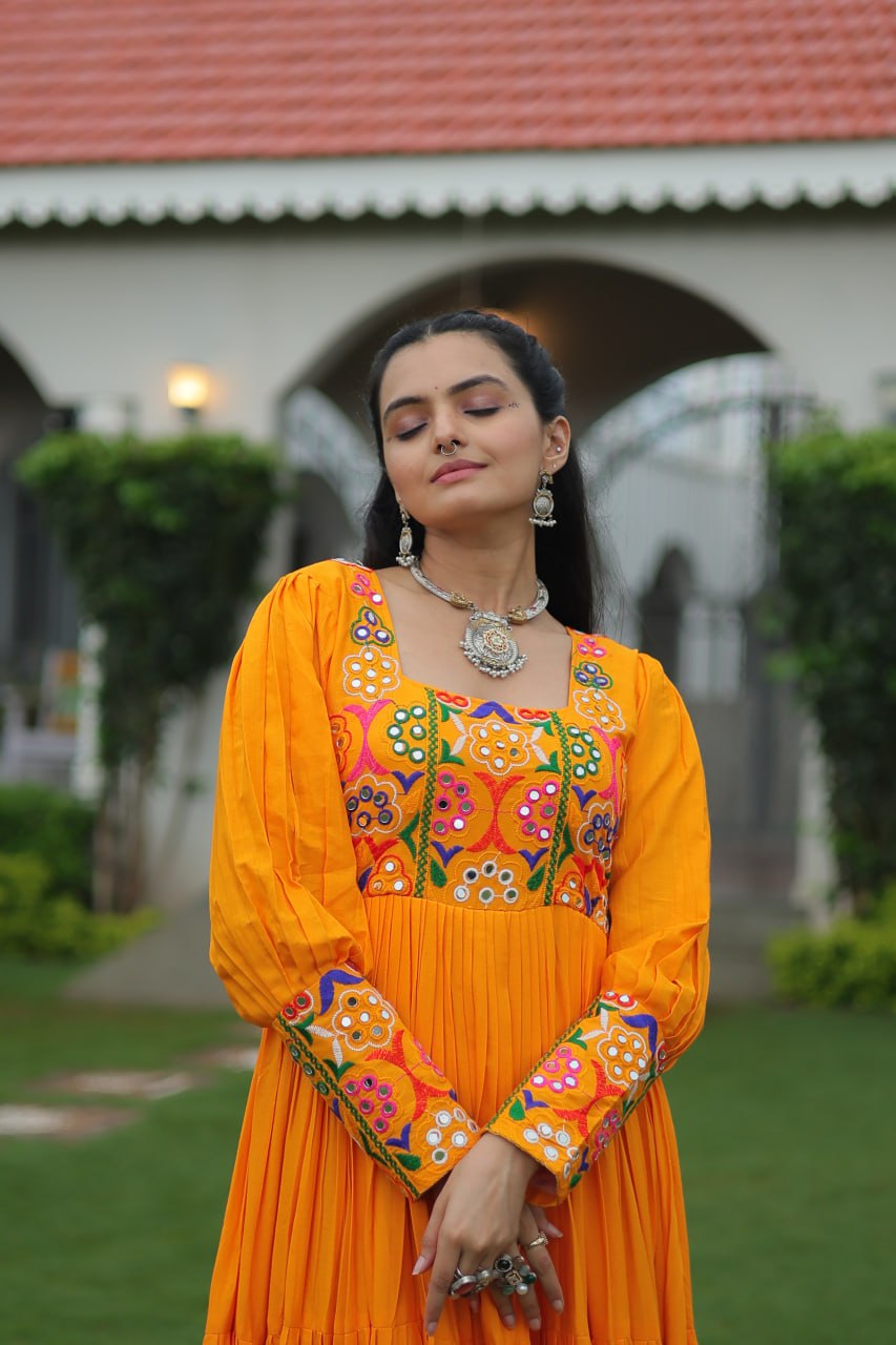 2025 NAVARATRI GOWN KUTCHI GAMTHI WORK WITH 12 METER FLAIR GOWN