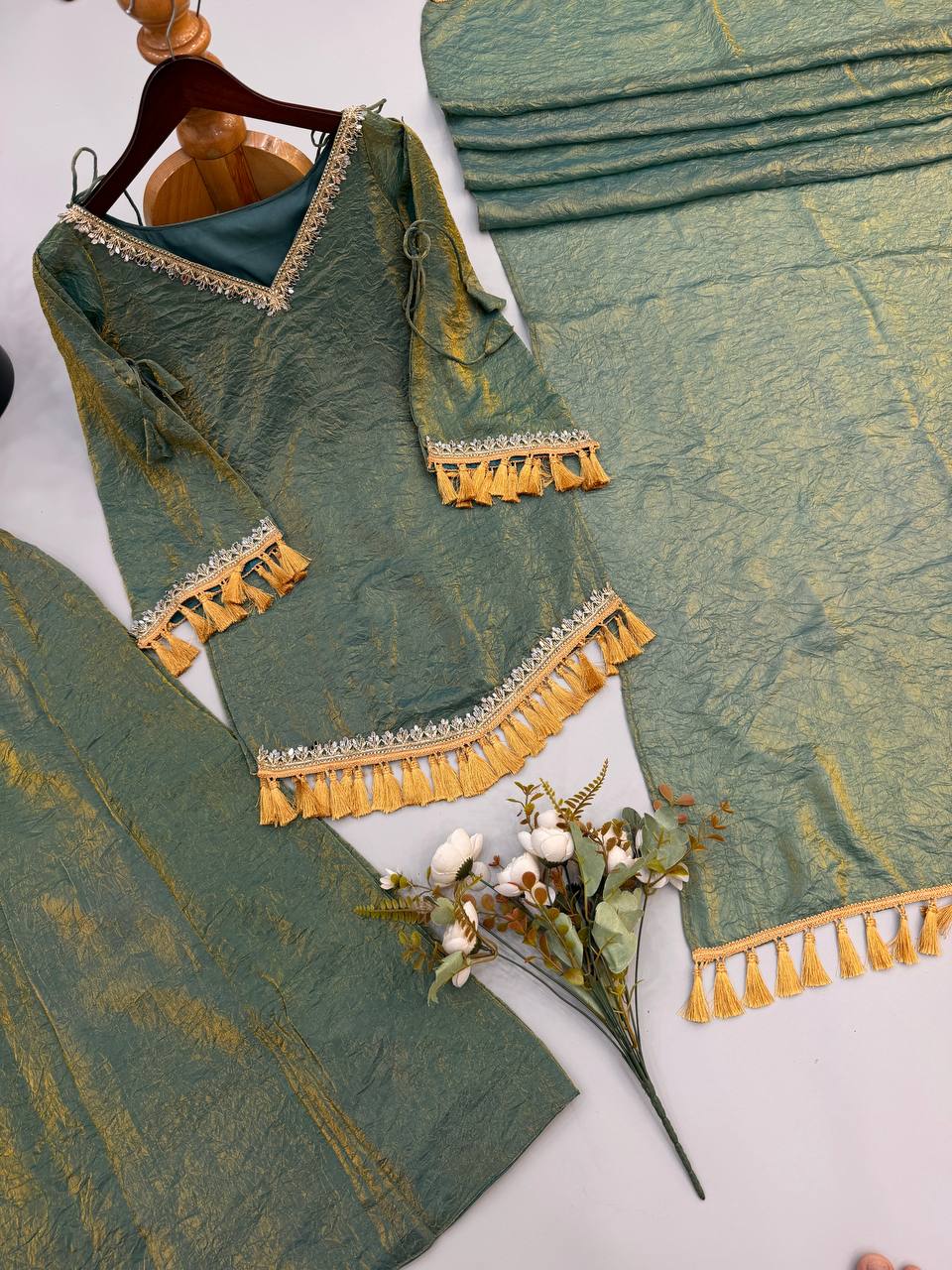 Doremon Crush Mirror Work Suit Set