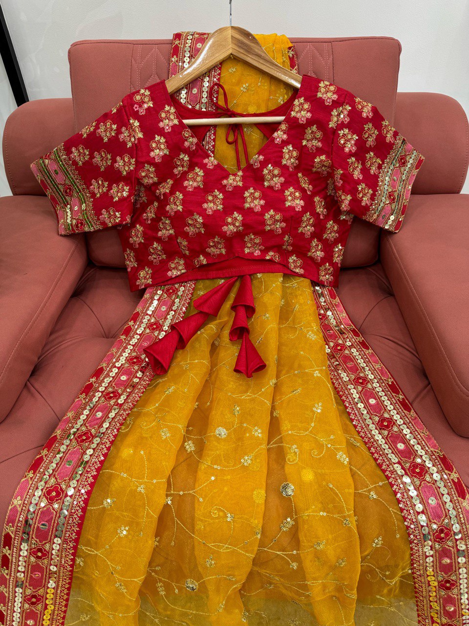 Havy Organza Silk sequence With Thred Work And Mono Banglori Saree