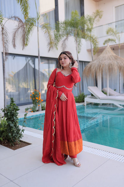 vBeautifull Mul Chanderi Fabric With Mirror Lace Work Kurti Pent