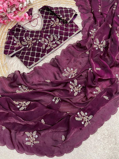 Beautifull Crunchy Peding Sequience Work Saree