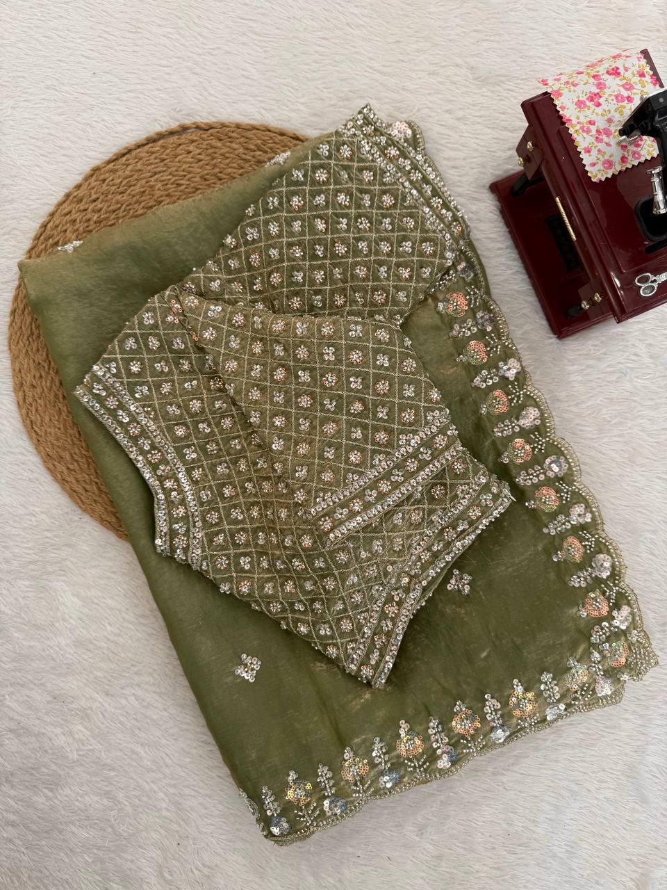 Beautifull Fendy Silk With Thread & Sequience Work Saree