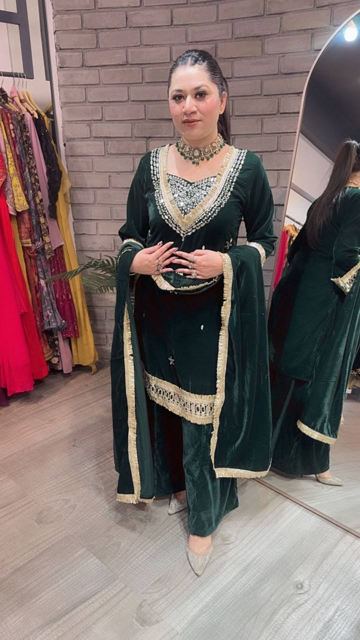 Beautifull Velvet With Real Mirror Work Top Plazzo
