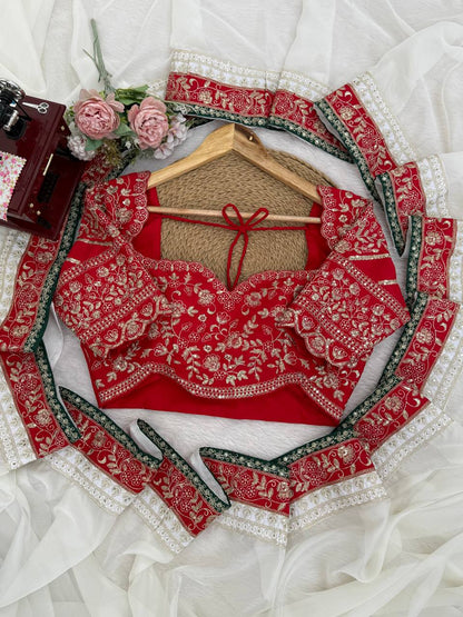 Beautifull Whte Color Tibby Silk With Thred Work Saree