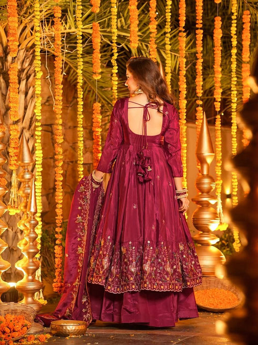 Natural Beautifull Crep Silk With Thread And Sequience Work Anarkali