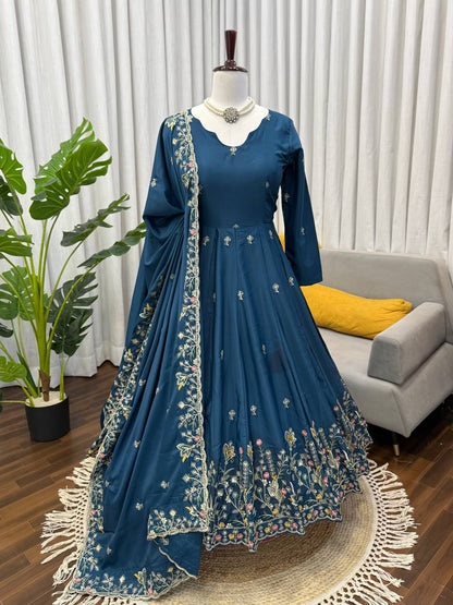 Natural Beautifull Crep Silk With Thread And Sequience Work Anarkali