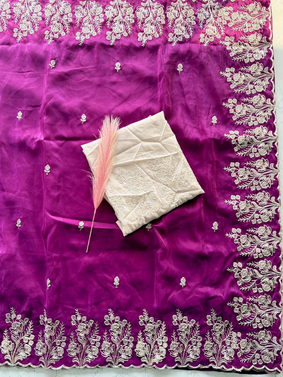 Beautifull Premoim HO Silk With Codding Work Saree