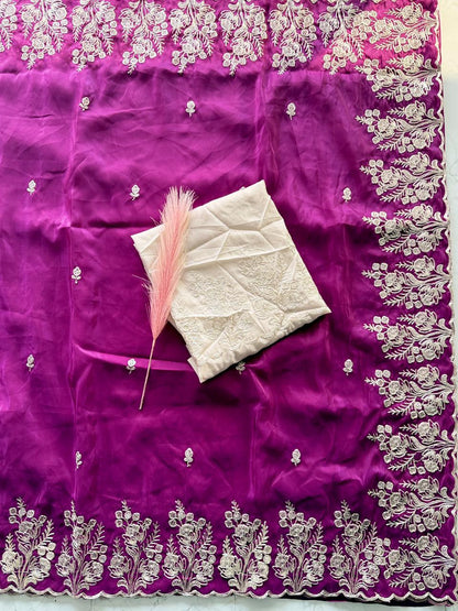 Beautifull Premoim HO Silk With Codding Work Saree