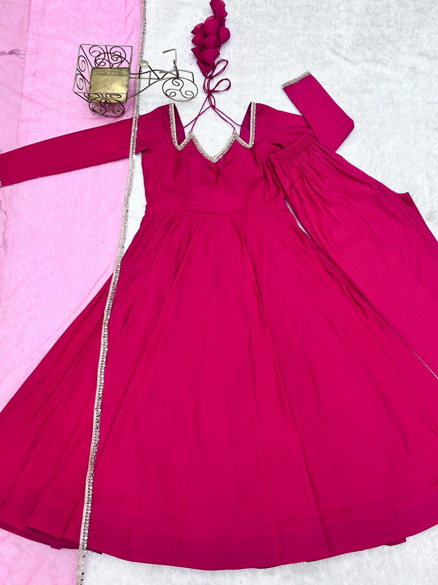Red Color Romasilk With Fancy Lace Pettern Work Anarkali