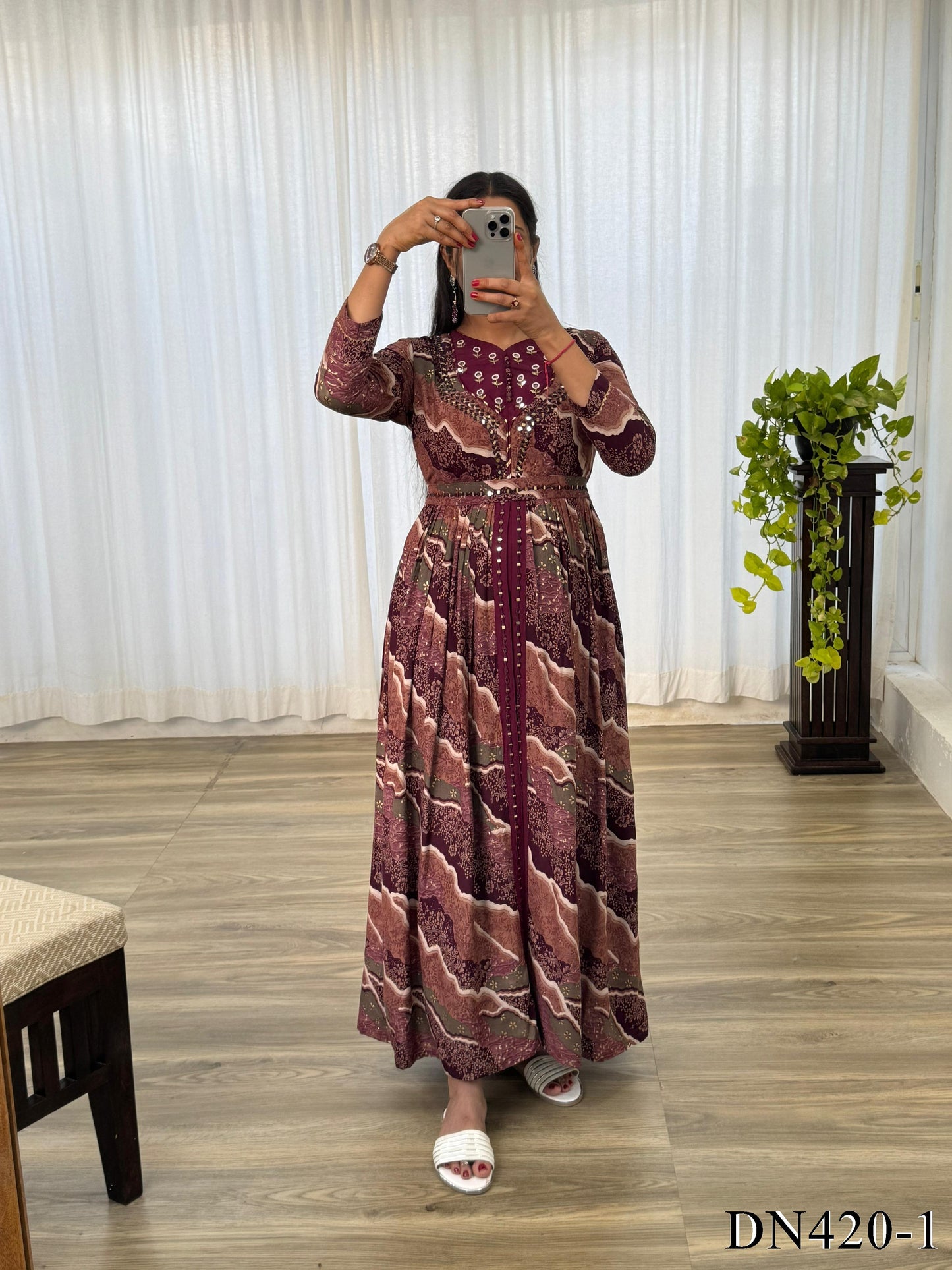 Heavy Reyon Fabric Mille Foil Gown