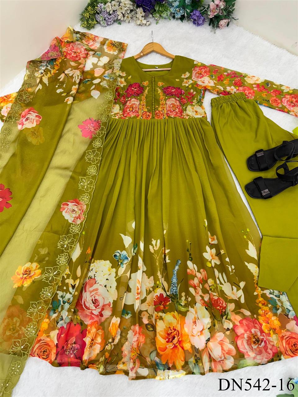 Beautifull Fox Georgette Hand Neck Work Gown
