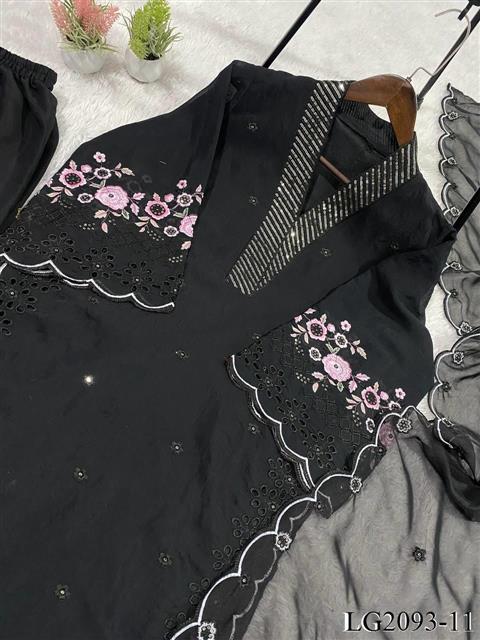 Beautiful Soft Rich Mal Chanderi With Sequence Embroidery Work Plazzo Suit