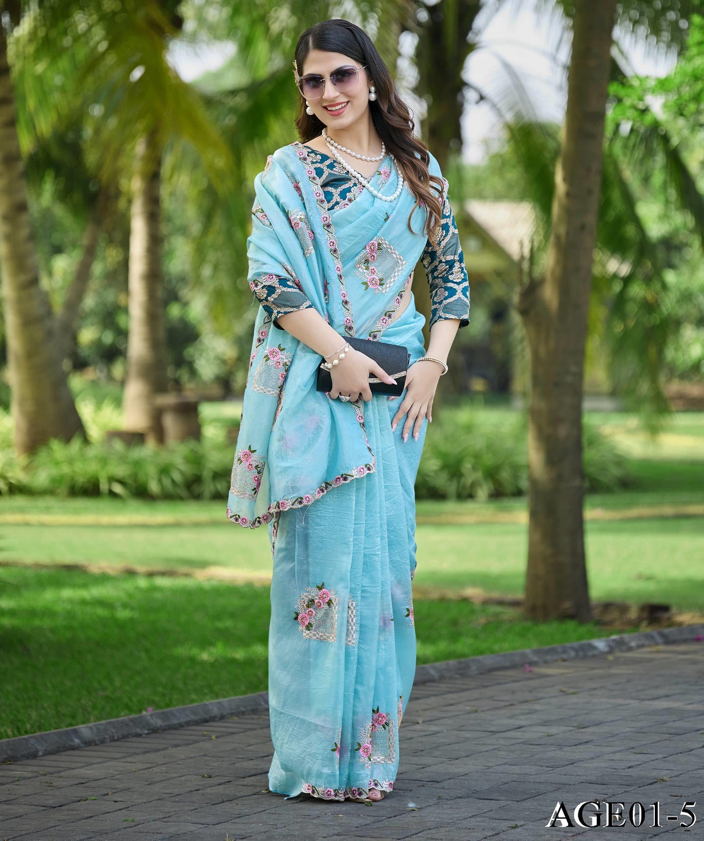 Beautifull Paper Silk With Floral Embroidery Work Saree
