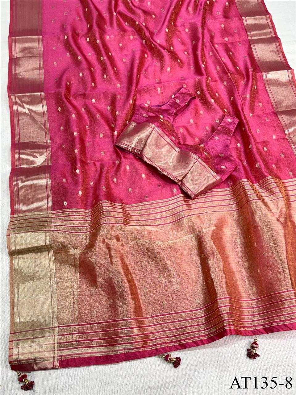 Beautiful Banarasi Organza Silk With Traditional Zari Weaving Butti Work Saree