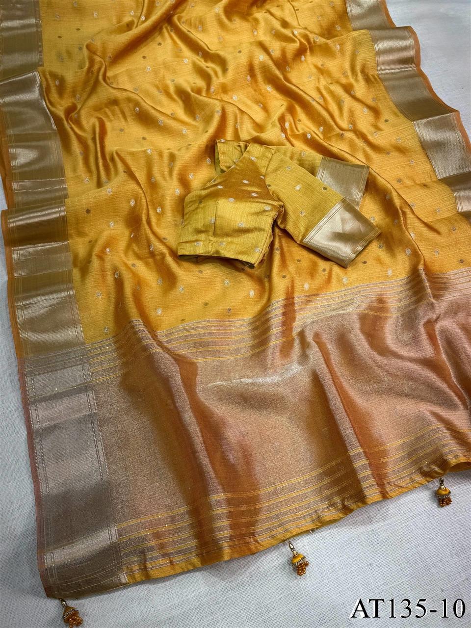 Beautiful Banarasi Organza Silk With Traditional Zari Weaving Butti Work Saree