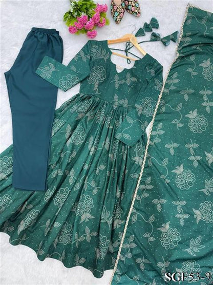 Beautiful Soft Rich Printed Maslin With Golden Lace Work Gown